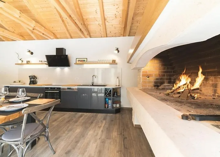 Luxury With A Swimming Pool - Diklo, - 22230 Zadar