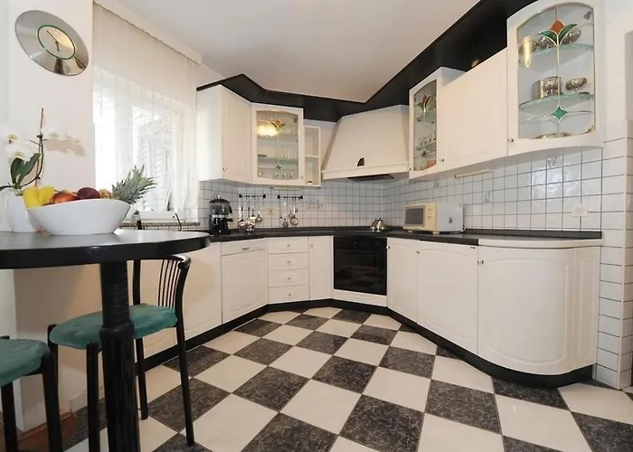 Luxury With A Swimming Pool - Diklo, - 22230 *